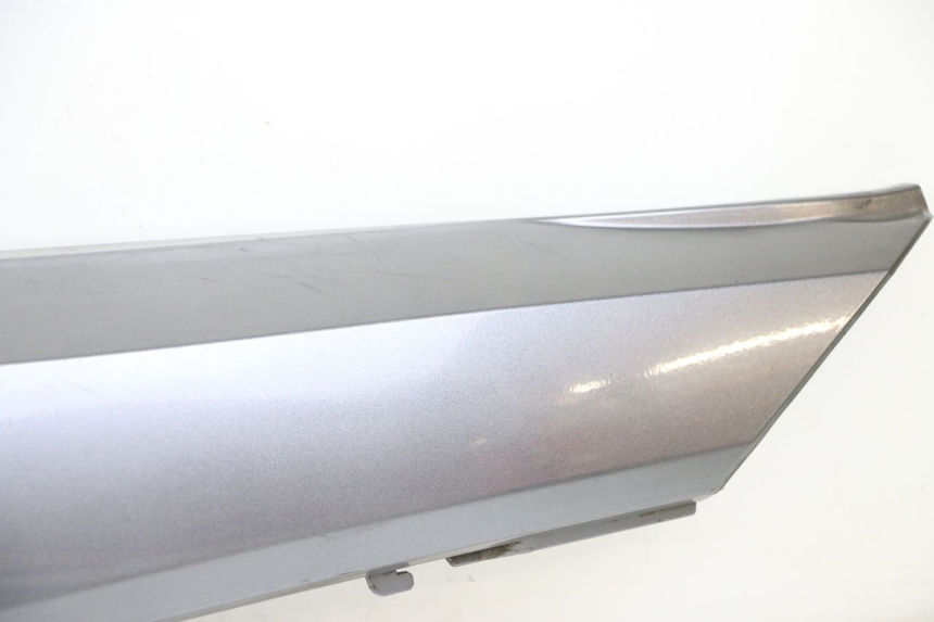 photo de FLANC ARRIERE DROIT HONDA FORZA ABS 300 (2013 - 2019)