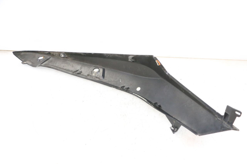 photo de FLANC ARRIERE DROIT GILERA NEXUS 300 (2008 - 2013)