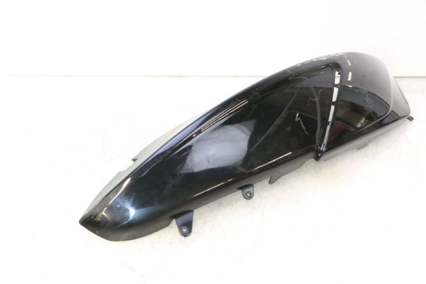 photo de FLANC ARRIERE DROIT GILERA GP 800 (2007 - 2013) - Points de fixation