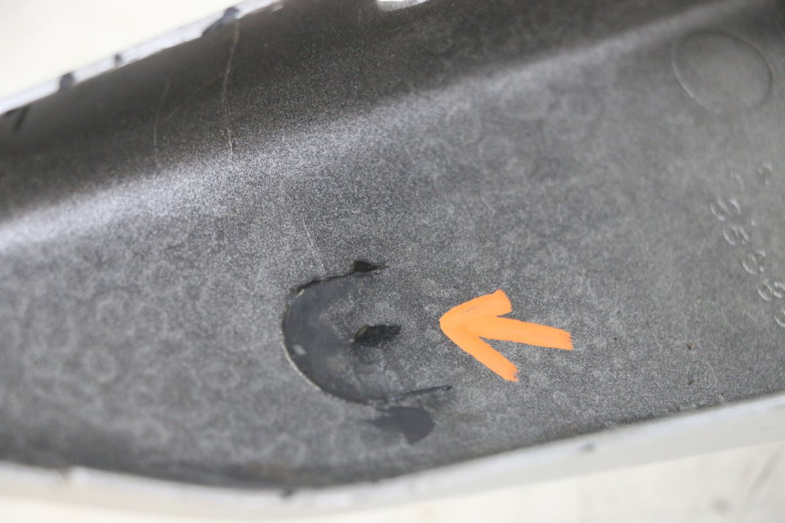 photo de FLANC ARRIERE DROIT SUZUKI GS GSE 500 (2001 - 2003)