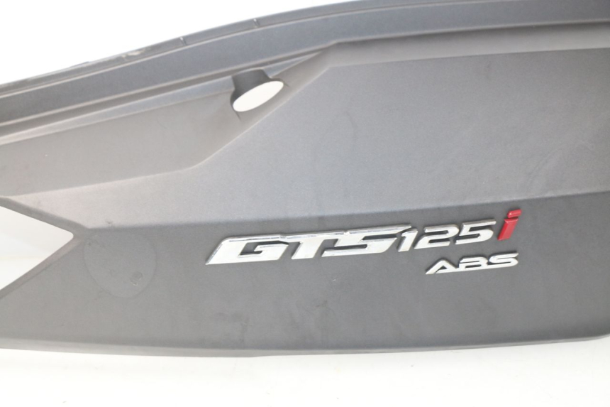 photo de FLANC ARRIERE DROIT SYM GTS EFI ABS 125 (2012 - 2016)