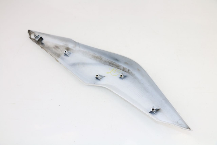 photo de FLANC ARRIERE DROIT HONDA CBR R 125 (2011 - 2016)