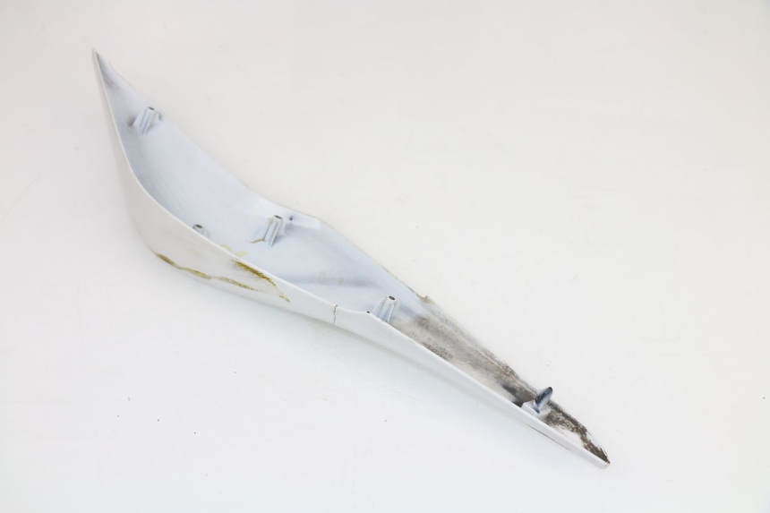 photo de FLANC ARRIERE DROIT HONDA CBR R 125 (2011 - 2016)