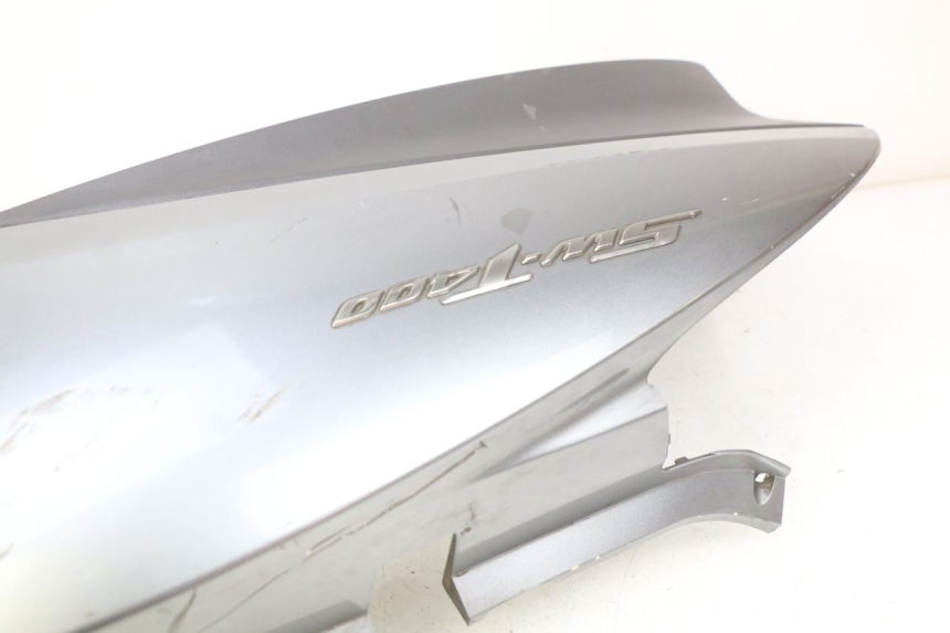 photo de FLANC ARRIERE DROIT HONDA FJS SILVERWING SILVER WING 400 (2009 - 2016)