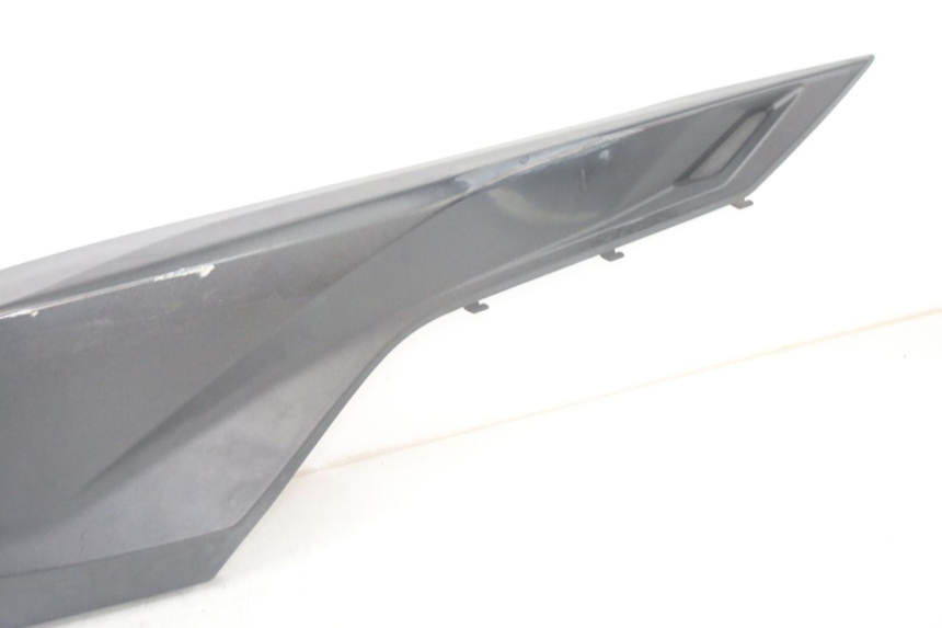 photo de FLANC ARRIERE DROIT HONDA FORZA 125 (2021 - 2025)