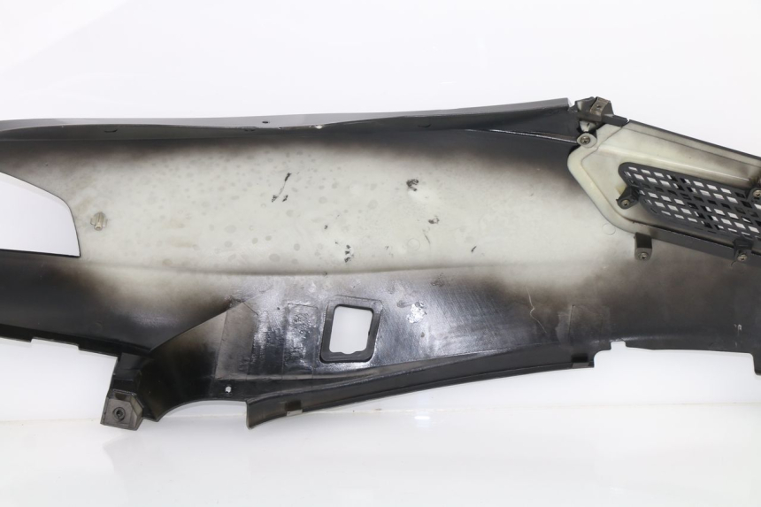 photo de FLANC ARRIERE DROIT JONWAY AZTRAL 125 (2008 - 2017)