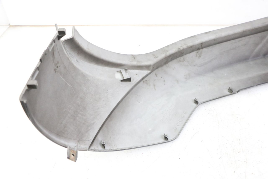 photo de FLANC ARRIERE DROIT KYMCO PEOPLE S 125 (2000 - 2008)