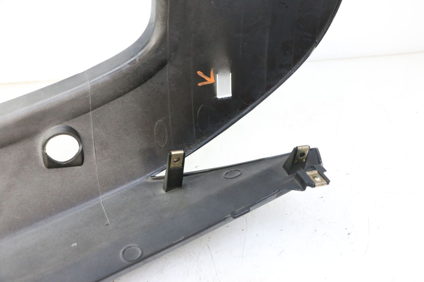 photo de FLANC ARRIERE DROIT KYMCO PEOPLE S 125 (2000 - 2008)