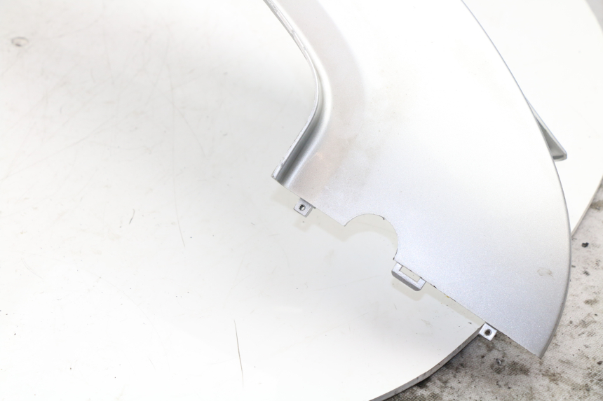 photo de FLANC ARRIERE DROIT KYMCO PEOPLE S 125 (2000 - 2008)