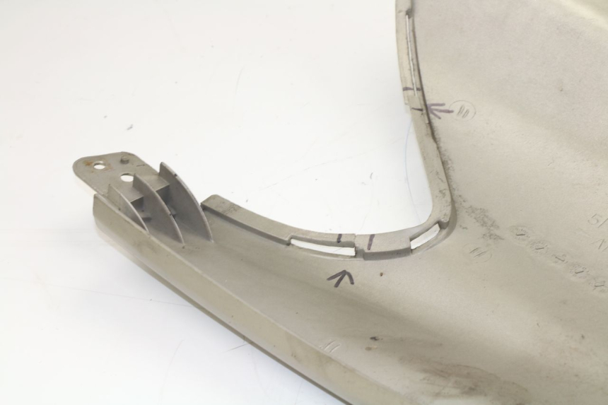 photo de FLANC ARRIERE DROIT MBK FLAME 125 (2000 - 2004)