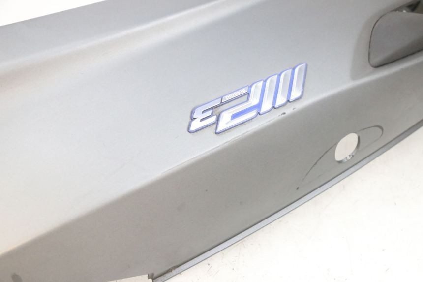 photo de FLANC ARRIERE DROIT PIAGGIO MP3 500 (2016 - 2018) - Pièce contrôlée