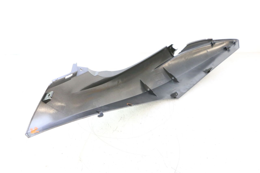photo de FLANC ARRIERE DROIT HONDA PCX (JF28) 125 (2009 - 2011) - Gros plan technique