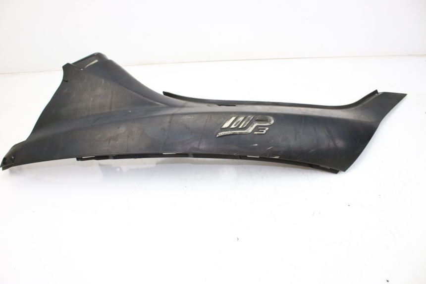 photo de FLANC ARRIERE DROIT PIAGGIO MP3 LT 300 (2010 - 2016)