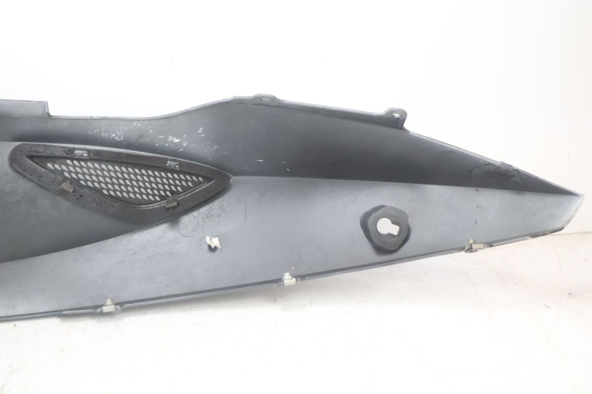photo de FLANC ARRIERE DROIT CAN-AM SPYDER RS 1000 (2008 - 2012) - Pièce contrôlée