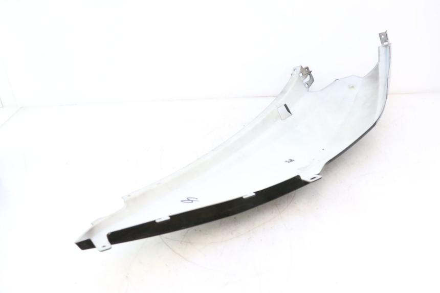 photo de FLANC ARRIERE DROIT RAZZO STEED 125 (2012 - 2018) - Zoom état d’usage