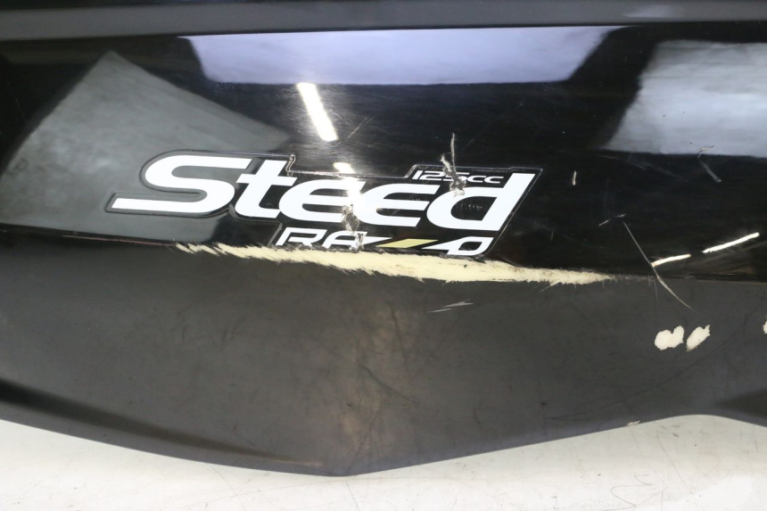 photo de FLANC ARRIERE DROIT RAZZO STEED 125 (2012 - 2018) - État de surface