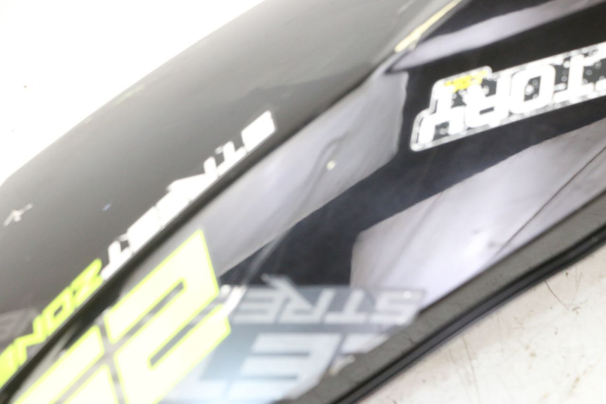 photo de FLANC ARRIERE DROIT PEUGEOT STREETZONE I NAKED 2T 50 (2018 - 2020)