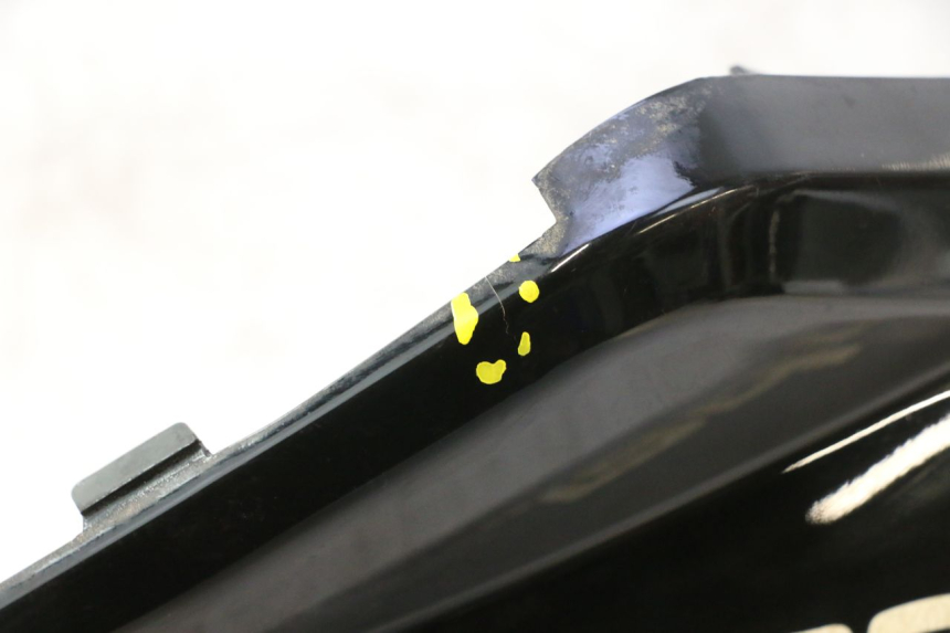 photo de FLANC ARRIERE DROIT KYMCO SUPER 8 2T 50 (2007 - 2013) - Zoom composants