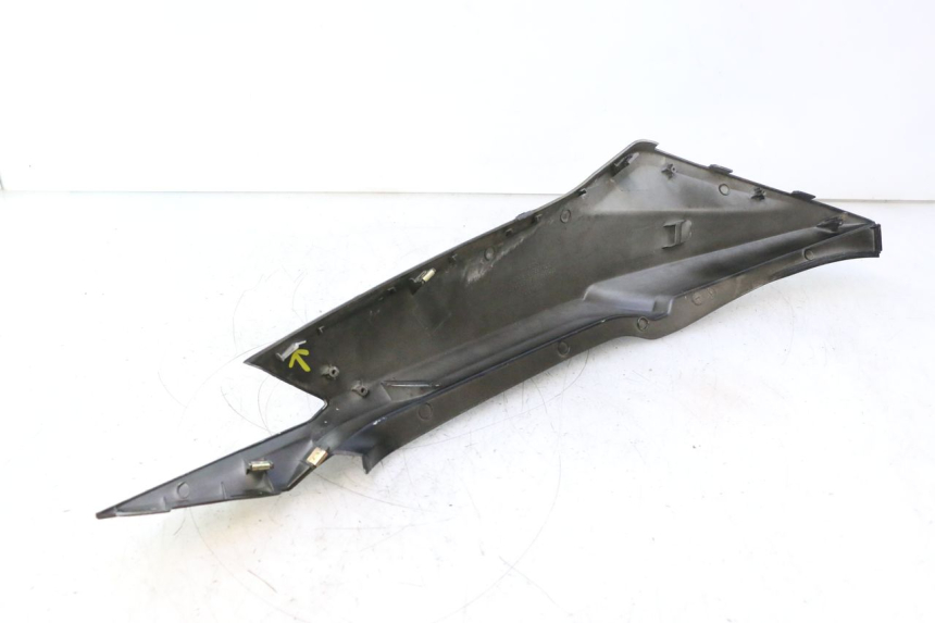 photo de FLANC ARRIERE DROIT KYMCO SUPER 8 2T 50 (2007 - 2013) - Marquages et références
