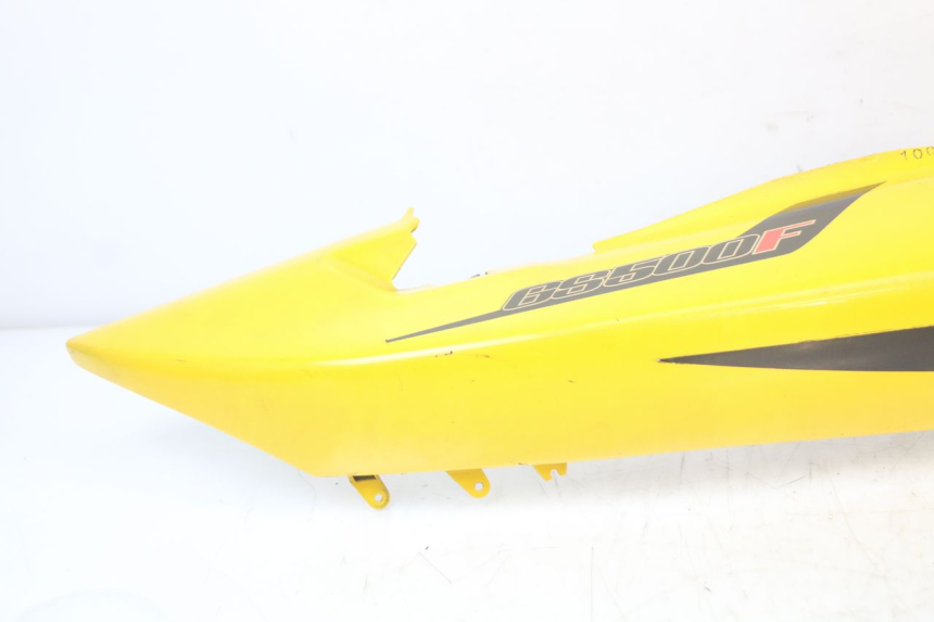 photo de FLANC ARRIERE DROIT SUZUKI GS F 500 (2004 - 2007)