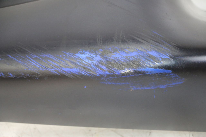 photo de FLANC ARRIERE DROIT SUZUKI SV S 650 (1999 - 2002)