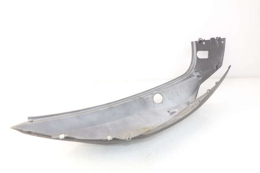 photo de FLANC ARRIERE DROIT SYM GTS EFI ABS 125 (2012 - 2016)