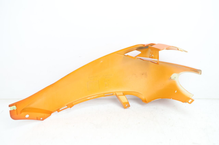 photo de FLANC ARRIERE DROIT PEUGEOT VIVACITY 50 (2004 - 2009) - État de surface
