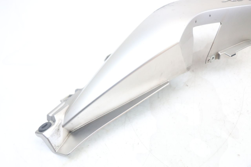 photo de FLANC ARRIERE DROIT YAMAHA XMAX X-MAX ABS 125 (2017 - 2020)