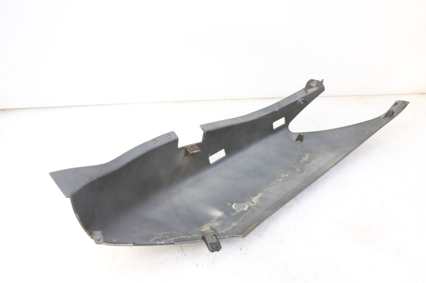 photo de FLANC ARRIERE DROIT YAMAHA X-MAX XMAX 250 (2006 - 2009)