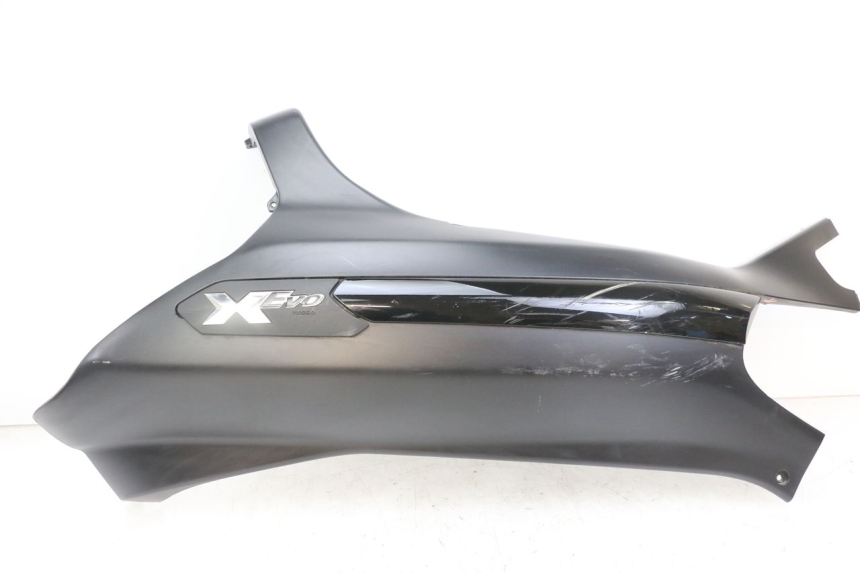 photo de FLANC ARRIERE DROIT PIAGGIO XEVO - X EVO 125 (2007 - 2016) - Vue principale