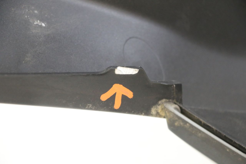 photo de FLANC ARRIERE DROIT PIAGGIO XEVO - X EVO 125 (2007 - 2016) - Autre angle de vue