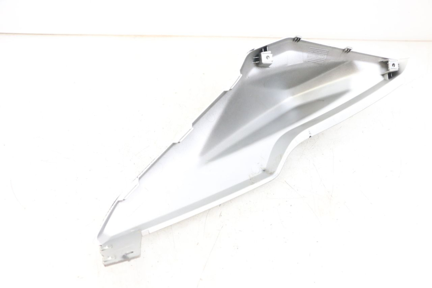 photo de FLANC ARRIERE DROIT YAMAHA AEROX 2T 50 (2013 - 2017)