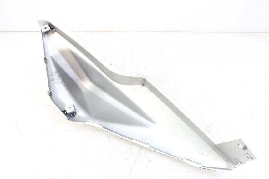 photo de FLANC ARRIERE DROIT YAMAHA AEROX 2T 50 (2013 - 2017)