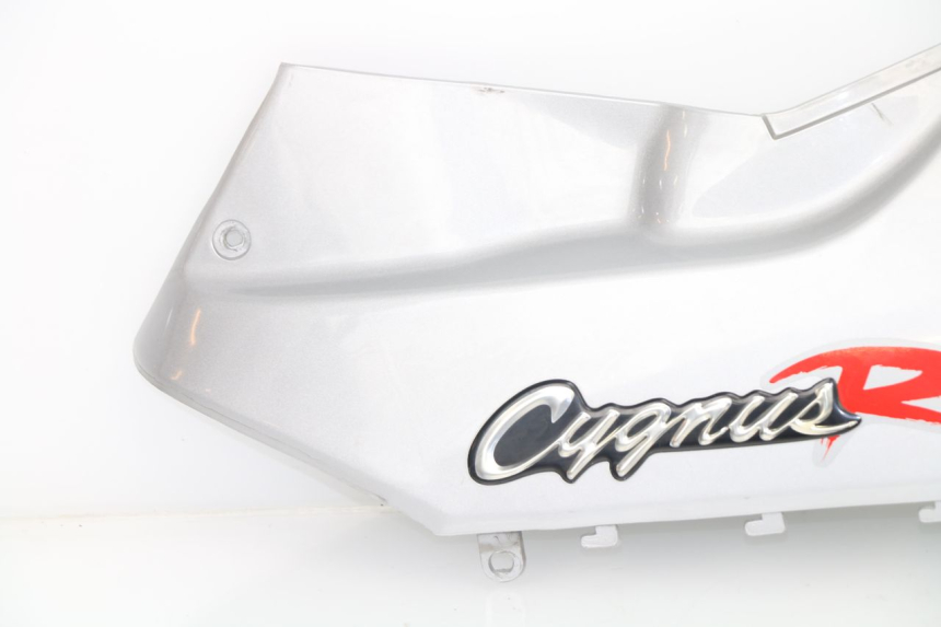 photo de FLANC ARRIERE DROIT YAMAHA CYGNUS 125 (1995 - 2003)