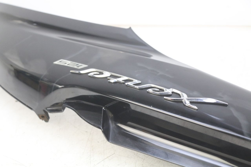 photo de FLANC ARRIERE DROIT YAMAHA HW XENTER 125 (2011 - 2017)