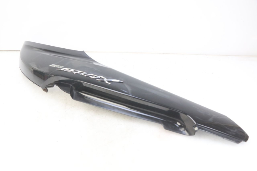 photo de FLANC ARRIERE DROIT YAMAHA HW XENTER 125 (2011 - 2017)