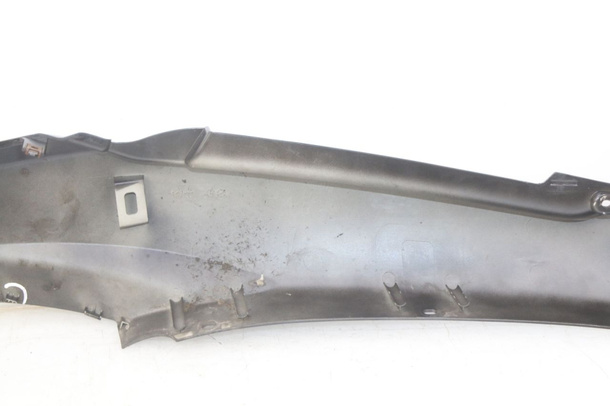 photo de FLANC ARRIERE DROIT YAMAHA HW XENTER 125 (2011 - 2017)