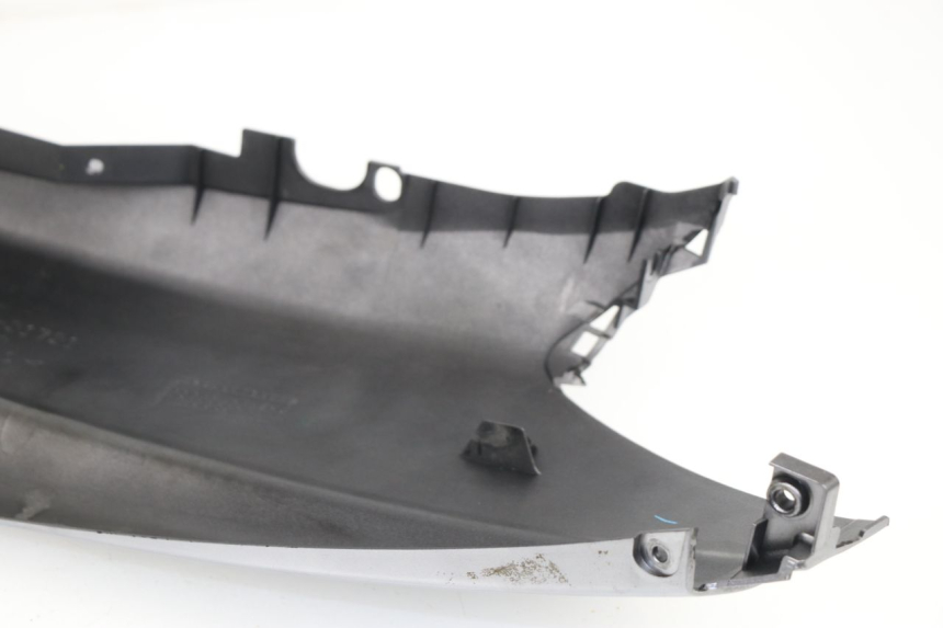 photo de FLANC ARRIERE DROIT YAMAHA YP MAJESTY 400 (2004 - 2008)