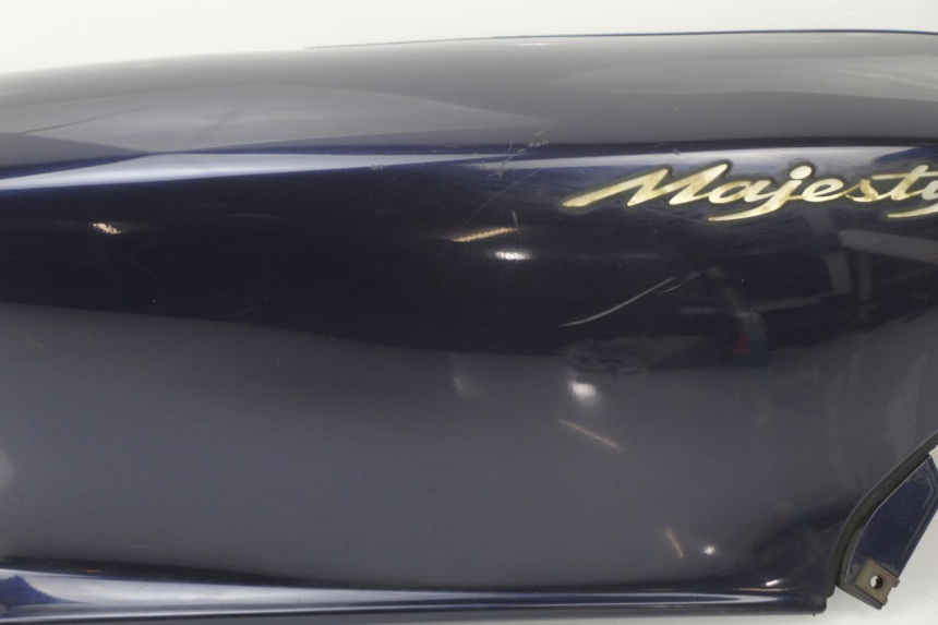 photo de FLANC ARRIERE DROIT YAMAHA YP MAJESTY 125 (1998 - 2001)