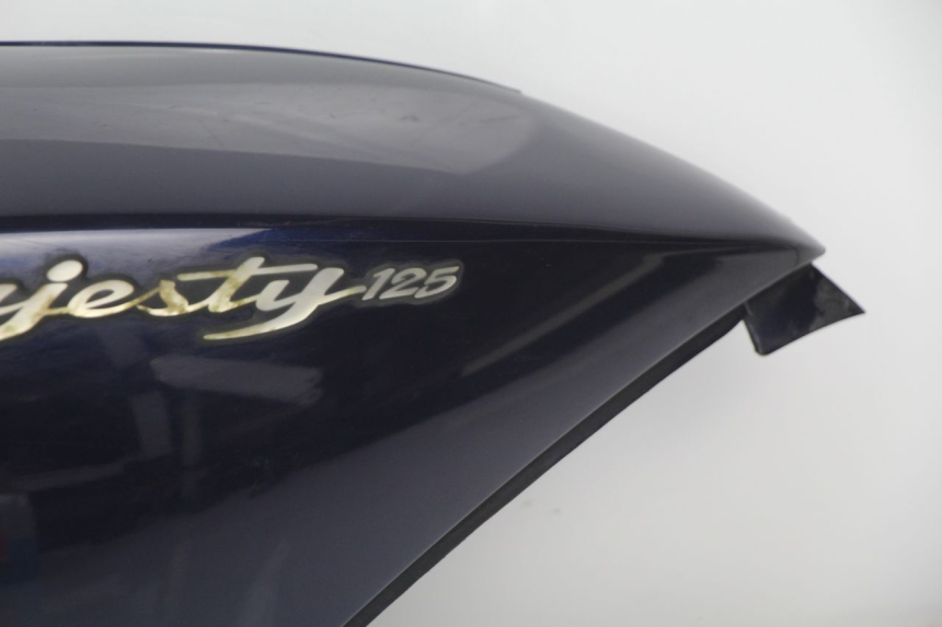 photo de FLANC ARRIERE DROIT YAMAHA YP MAJESTY 125 (1998 - 2001)