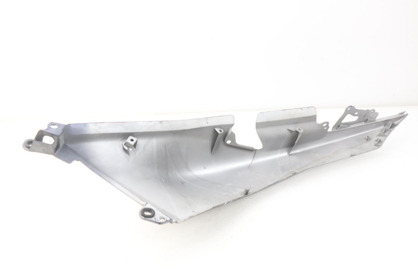 photo de FLANC ARRIERE DROIT YAMAHA YP T-MAX TMAX 530 (2017 - 2020)