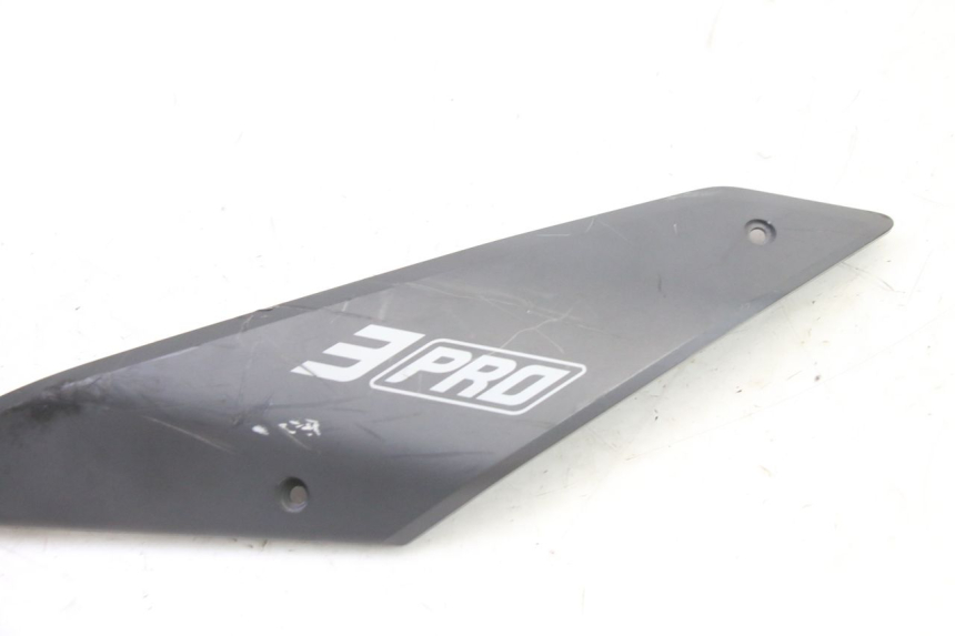 photo de FLANC ARRIERE DROIT SEGWAY NINEBOT ZT3 PRO 1