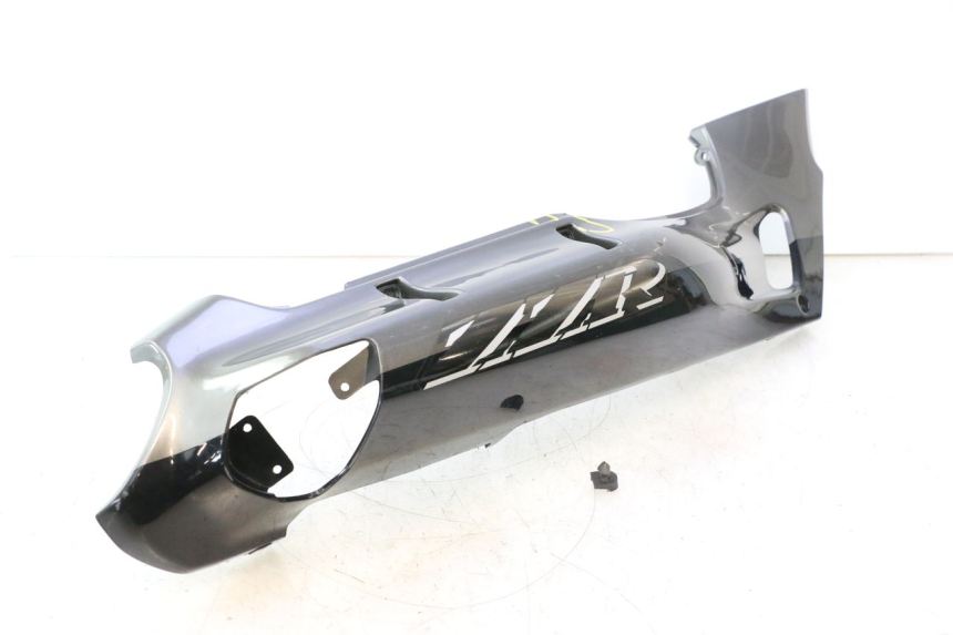 photo de FLANC ARRIERE DROIT KAWASAKI ZZR 600 (1995 - 2004) - Vue d’ensemble