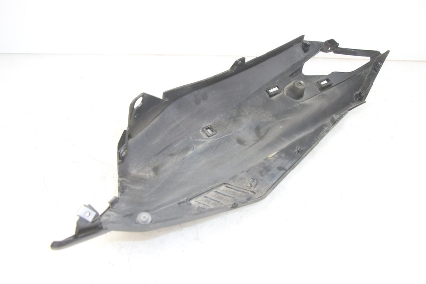 photo de FLANC ARRIERE GAUCHE APRILIA SXR 50 (2021 - 2023)