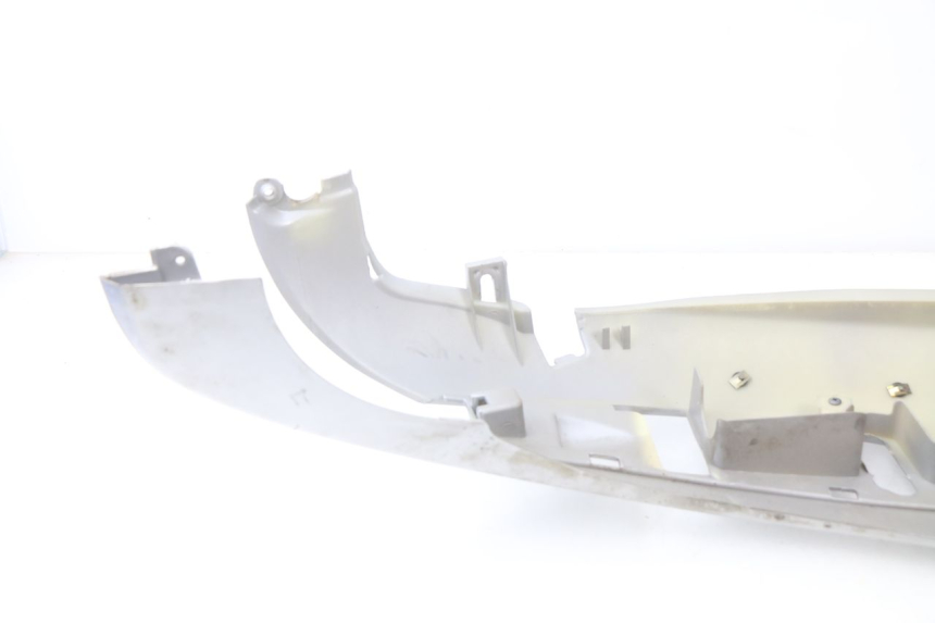 photo de FLANC ARRIERE GAUCHE PIAGGIO BEVERLY 125 (1998 - 2005)