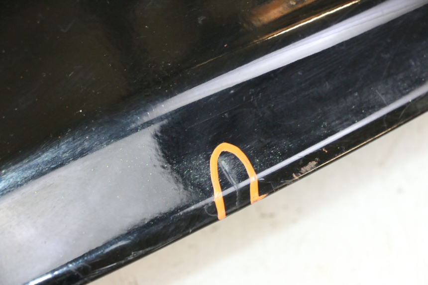 photo de FLANC ARRIERE GAUCHE SUZUKI BURGMAN 125 (2007 - 2014)