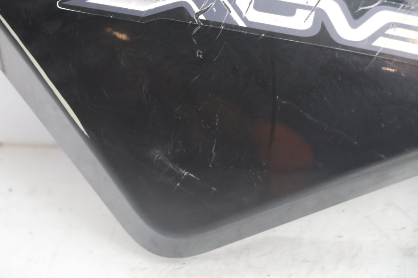 photo de FLANC ARRIERE GAUCHE YAMAHA BW'S BWS 125 (2010 - 2013) - Autre angle de vue