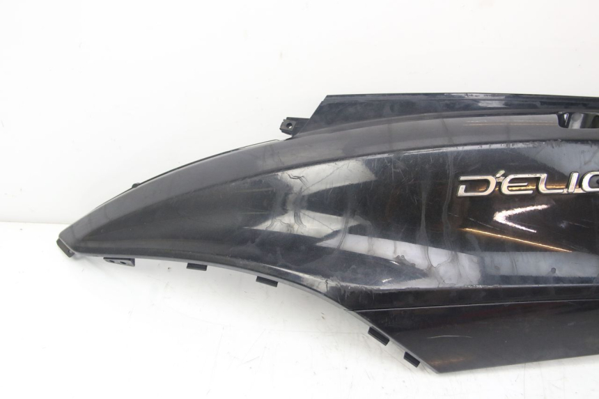 photo de FLANC ARRIERE GAUCHE YAMAHA D'ELIGHT DELIGHT 125 (2017 - 2020)
