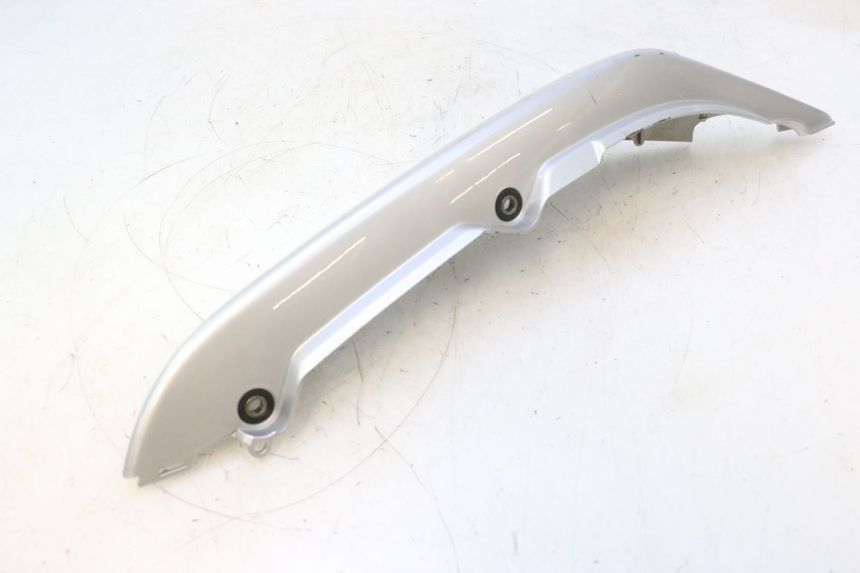 photo de FLANC ARRIERE GAUCHE KAWASAKI ER-6 ER6 N 650 (2005 - 2009) - Gros plan technique