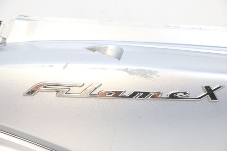 photo de FLANC ARRIERE GAUCHE MBK FLAME X 125 (2007 - 2016) - Photo complémentaire
